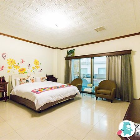 Tainan Yi Home Εξωτερικό φωτογραφία