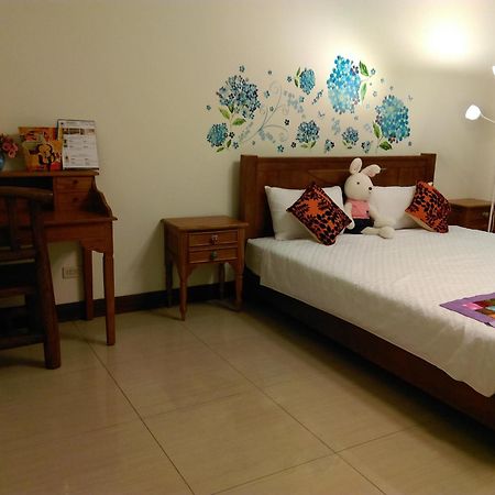 Tainan Yi Home Εξωτερικό φωτογραφία